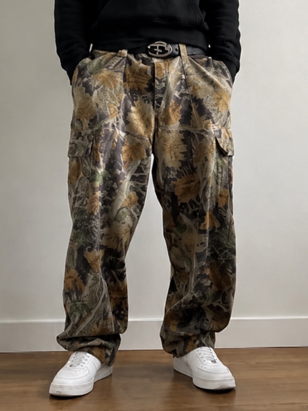 Baggy Realtree Camo Cargo Pants Adjustable Waist Wide Leg Medium
